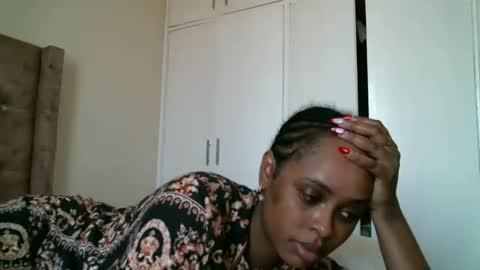 zii online show from February 10, 2026, 9:24 am