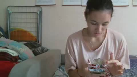 Bella online show from September 28, 2025, 5:13 am