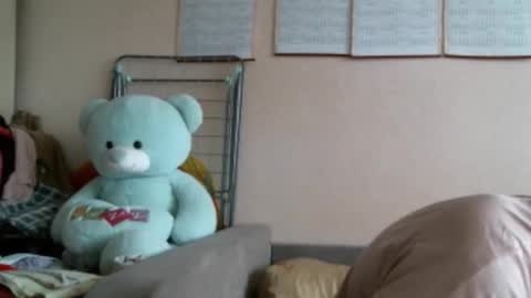 Bella online show from November 27, 2025, 7:32 am