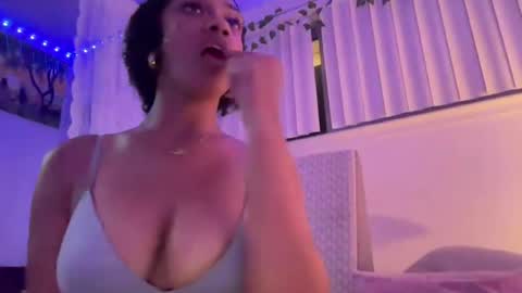 prettyblackgal online show from August 7, 2026, 6:15 am