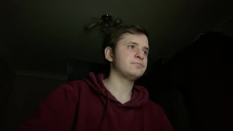 prettyboyhot01 online show from December 2, 2024, 10:39 am