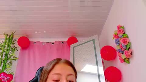 Enzo  Denis online show from February 15, 2026, 4:14 pm