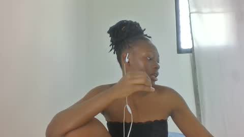 prettydollk_dons online show from March 31, 2026, 8:15 am