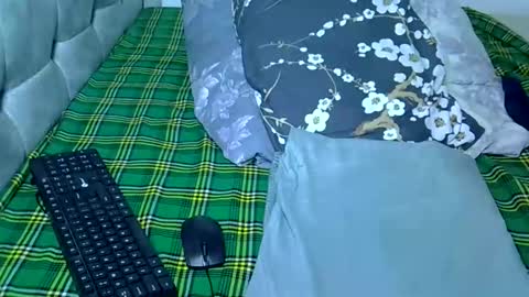 Prettiesexxy online show from February 5, 2026, 12:26 am