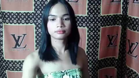 Snapshot of prettykhelcy chatting on January 19, 2026, 11:25 am prettykhelcy online show from January 19, 2026, 11:25 am