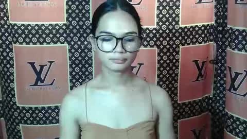 Snapshot of prettykhelcy chatting on February 11, 2026, 2:27 am prettykhelcy online show from February 11, 2026, 2:27 am