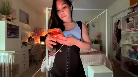 amili online show from May 21, 2026, 10:06 pm