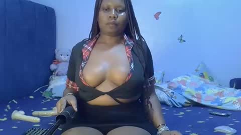 prettymel1 online show from April 6, 2026, 9:49 pm