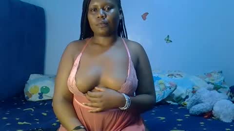 prettymel1 online show from April 18, 2026, 12:25 am