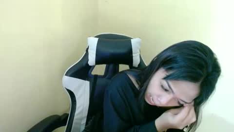 Miya 3 online show from October 31, 2025, 5:41 am