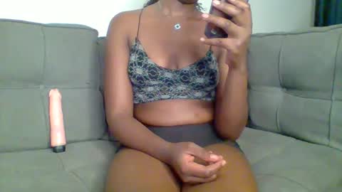 Snapshot of prettyqueen254 chatting on October 30, 2025, 9:59 pm pretty queen online show from October 30, 2025, 9:59 pm