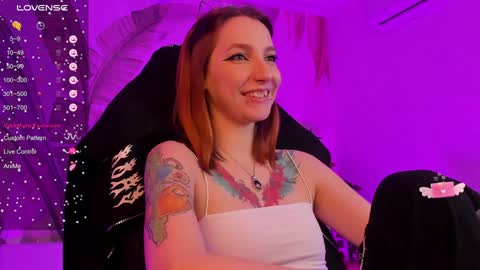 Mila -NONUDE MODEL online show from February 6, 2025, 5:40 pm