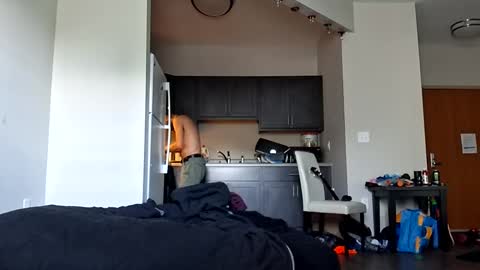 prettysolidd7 online show from September 27, 2025, 3:17 pm