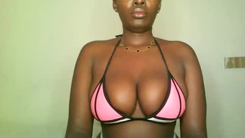 prettyvishy online show from February 17, 2025, 3:36 am