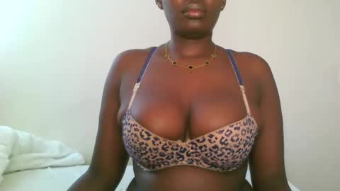 prettyvishy online show from February 18, 2025, 11:33 am