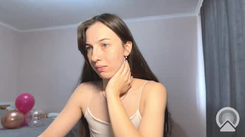 Snapshot of prettyyy_angel chatting on October 22, 2025, 8:14 am prettyyy_angel online show from October 22, 2025, 8:14 am