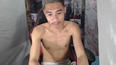 Snapshot of primohunterz chatting on February 14, 2026, 12:02 pm primohunterz online show from February 14, 2026, 12:02 pm