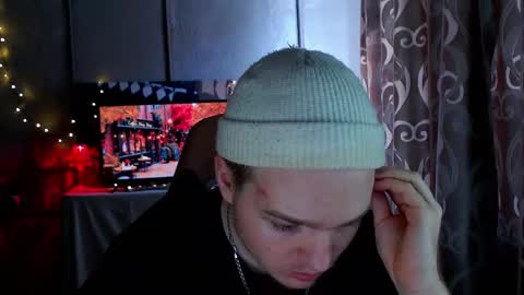 Snapshot of princ4real chatting on February 11, 2025, 7:23 am prince online show from February 11, 2025, 7:23 am