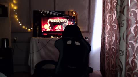 Snapshot of princ4real chatting on February 18, 2025, 7:43 am prince online show from February 18, 2025, 7:43 am