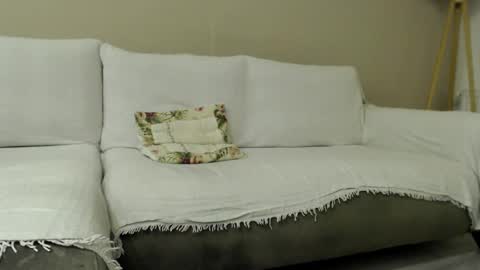 prince_89 online show from December 5, 2024, 4:44 pm