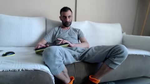 prince_89 online show from February 3, 2025, 7:51 am