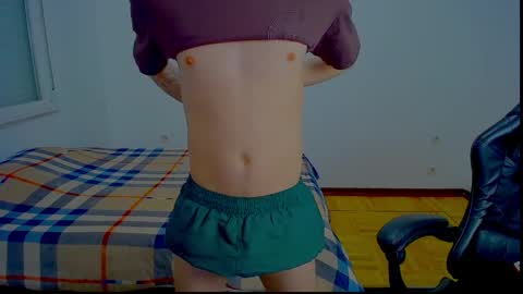 Snapshot of prince_carlos_xx chatting on April 13, 2026, 7:14 am Carlos Reyes online show from April 13, 2026, 7:14 am