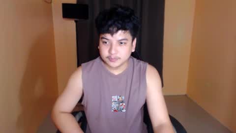 Snapshot of prince_killian chatting on June 18, 2026, 2:23 am Killian online show from June 18, 2026, 2:23 am