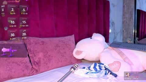 PRINCEPOPPY  online show from March 31, 2026, 2:13 am