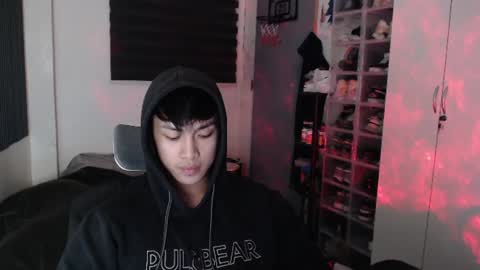 Snapshot of princeadrianx chatting on June 13, 2026, 12:58 pm Prince Adrian online show from June 13, 2026, 12:58 pm