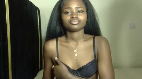 princess online show from October 1, 2025, 1:22 am