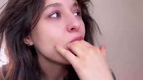 Snapshot of princess_euphoria chatting on December 12, 2024, 2:33 pm Kristina online show from December 12, 2024, 2:33 pm