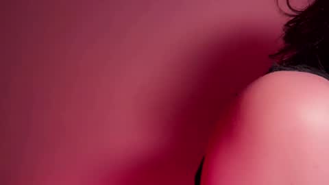 Snapshot of princess_euphoria chatting on December 17, 2024, 2:33 pm Kristina online show from December 17, 2024, 2:33 pm