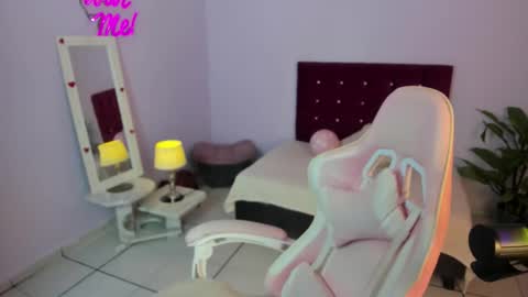 Paula Princess online show from September 21, 2025, 8:43 pm