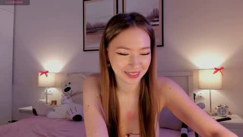 Princess Diana online show from December 4, 2025, 6:27 pm