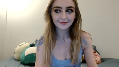 Snapshot of princess_peach_x chatting on December 10, 2024, 10:58 pm Tiffany online show from December 10, 2024, 10:58 pm