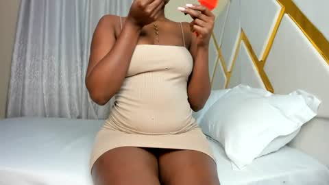 Snapshot of princess_princessa chatting on June 30, 2026, 8:37 am princess_princessa online show from June 30, 2026, 8:37 am