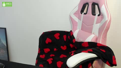 miss me check out my YT   online show from February 7, 2025, 8:33 am