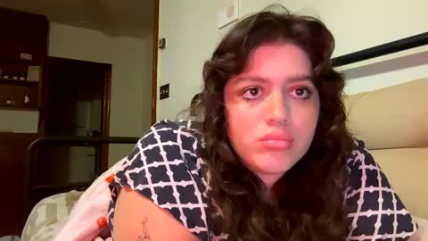 Snapshot of princesslaylaa chatting on February 3, 2025, 6:45 am princessviccxo online show from February 3, 2025, 6:45 am