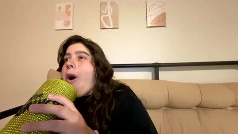 princessviccxo online show from December 3, 2025, 3:14 am