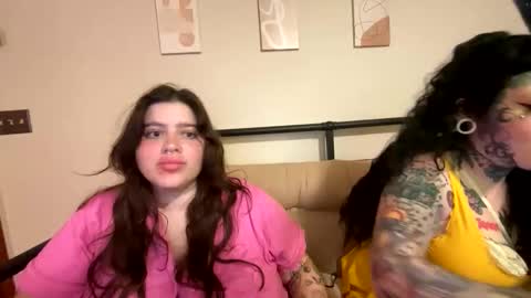 princessviccxo online show from April 16, 2026, 4:13 am