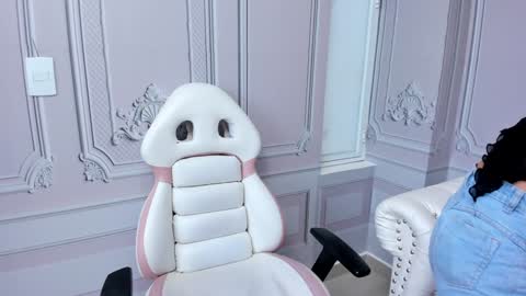   online show from January 29, 2025, 7:11 pm