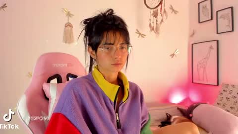 princessluna_14 online show from June 5, 2026, 10:15 pm
