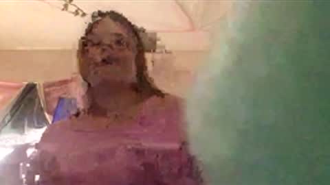 princesssnowflk84 online show from May 12, 2026, 11:24 pm