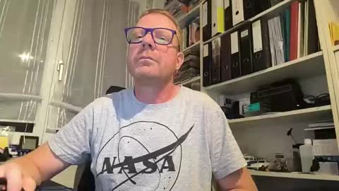 Prinz online show from October 1, 2025, 9:21 pm