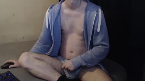 Snapshot of prinz_xxx chatting on January 21, 2025, 11:34 pm xXx online show from January 21, 2025, 11:34 pm