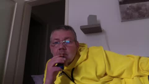 prinzalbertcock1 online show from October 26, 2025, 11:27 am