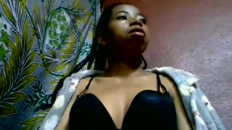 prisca880319 online show from July 2, 2026, 3:34 am