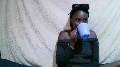 pritty_amber online show from February 26, 2026, 9:19 am