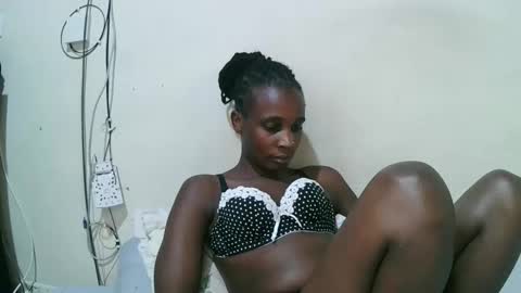 pritty_amber online show from May 15, 2026, 8:16 pm