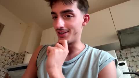 Snapshot of privenightz chatting on March 20, 2026, 3:50 pm privenightz online show from March 20, 2026, 3:50 pm